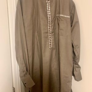 African modèle,Size L for the top and 36 US for the Pants